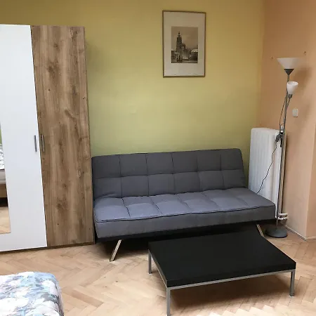 בית הארחה Liberty House 3*